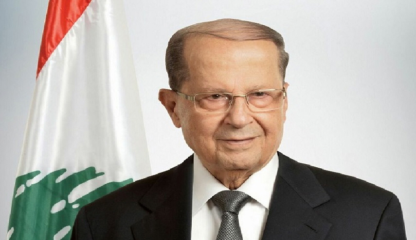 بعد استقالة الحريري.. هذه هي اول خطوة يقوم بها الرئيس اللبناني!