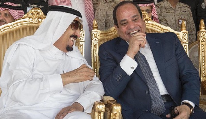 محلل سياسي مصري مهاجما السعودية: سبب كل مصيبة.. وأكبر مصيبة أنها تتحدث باسم السنة