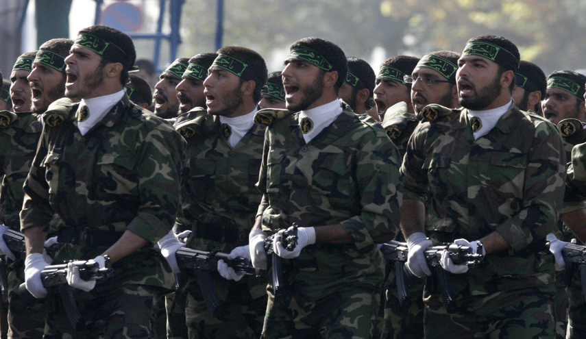 حرس الثورة يهنئ الأمة الاسلامية بالقضاء على فتنة داعش