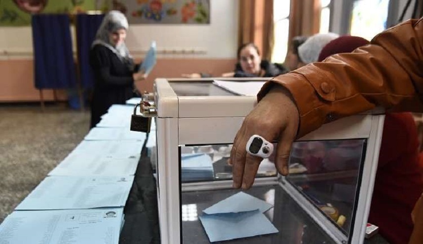 حزب بوتفليقة يعلن فوزه بالانتخابات البلدية في الجزائر