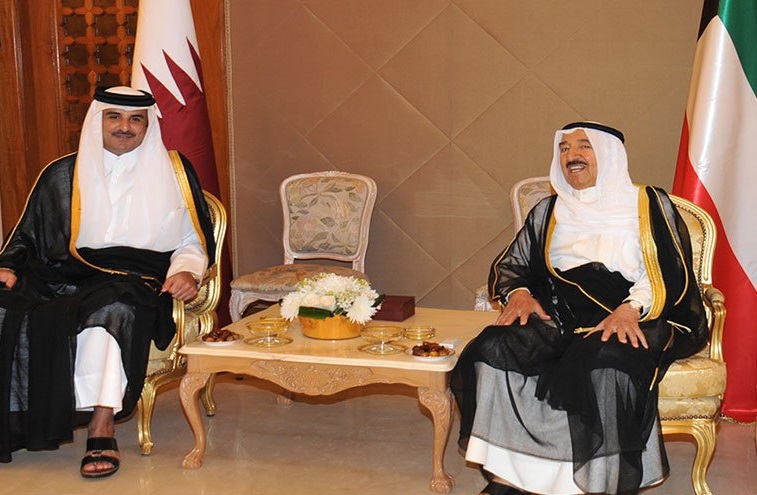 مفاجأة.. الكويت تدعو قطر رسميا للمشاركة في القمة الخليجية