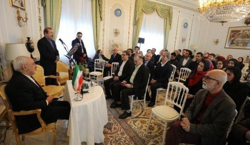 ظريف : نفوذ ايران في المنطقة يعود الي خياراتها الصائبة 