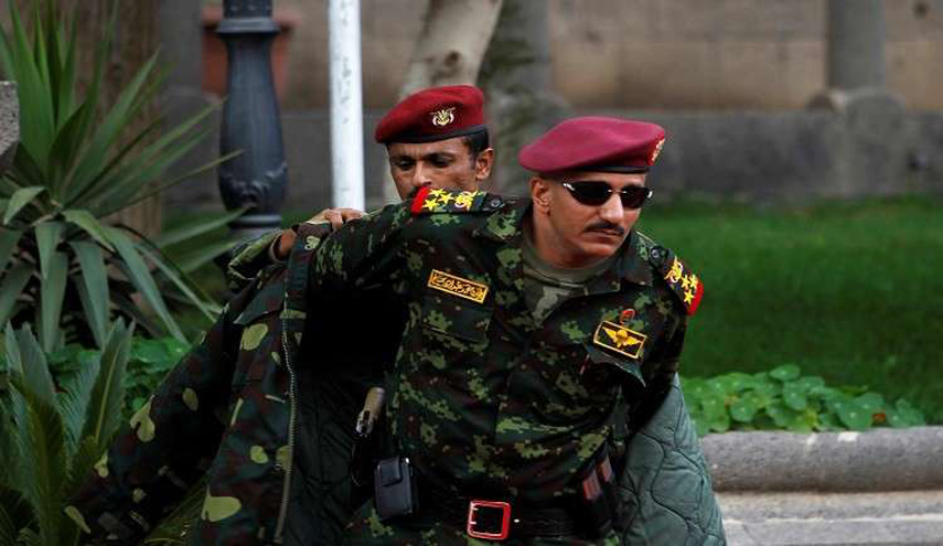 بالصور.. من هو الضابط اليمني طارق صالح الذي أُعلن عن مقتله مؤخرا؟