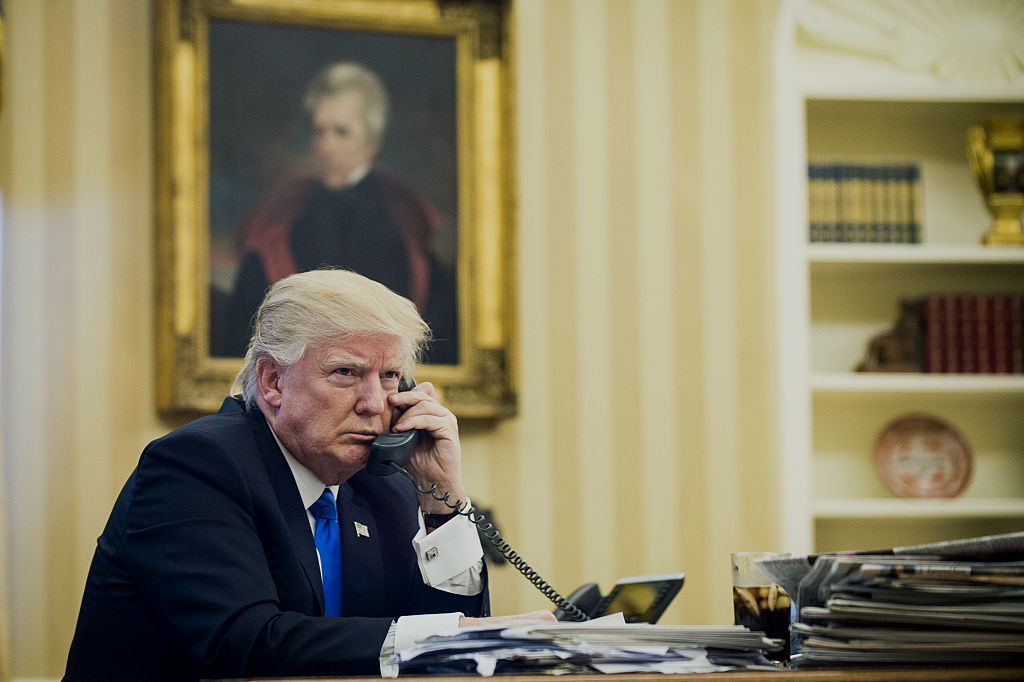تماس‌های تلفنی ترامپ برای توجیه تصمیم انتقال سفارت به قدس