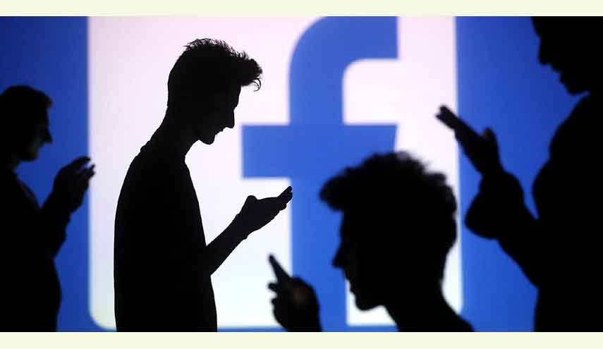 مدير سابق في فيسبوك يكشف أسرارا من "العيار الثقيل"