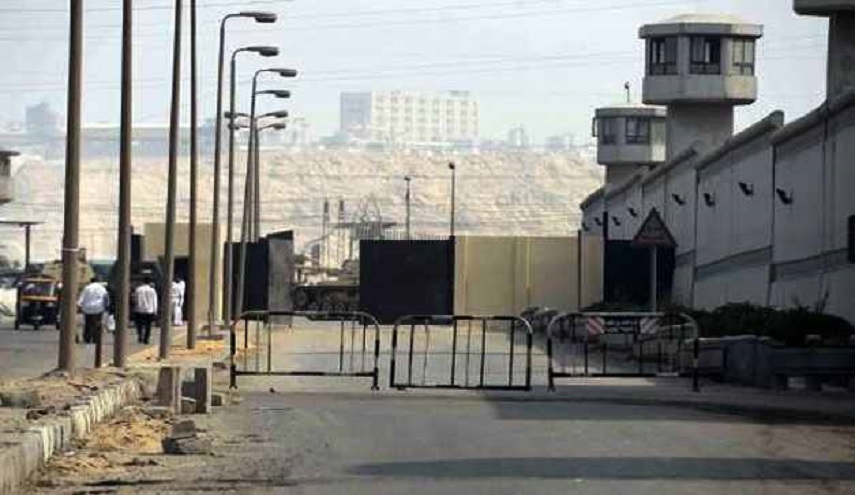 مصر.. حكم بالسجن 3 سنوات على بريطانية في قضية "مسكنات"