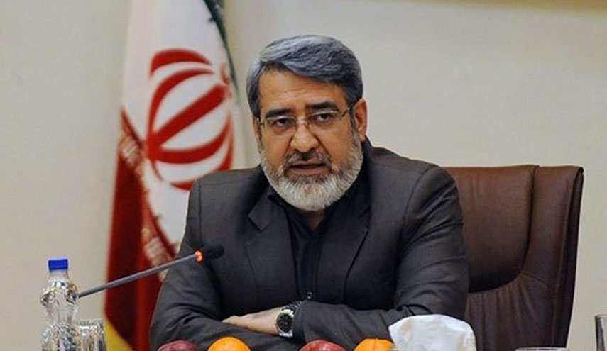 وزير الداخلية الايراني يؤكد التصدي لمثيري الشغب