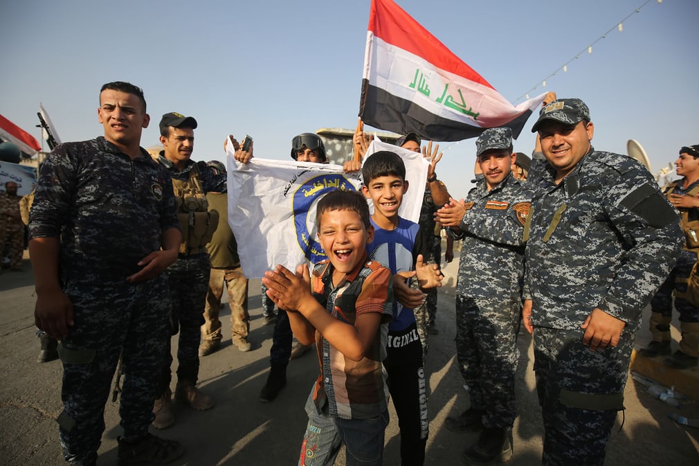 عراقی ها سالگرد خروج نظامیان آمریکایی را از این کشور جشن گرفتند