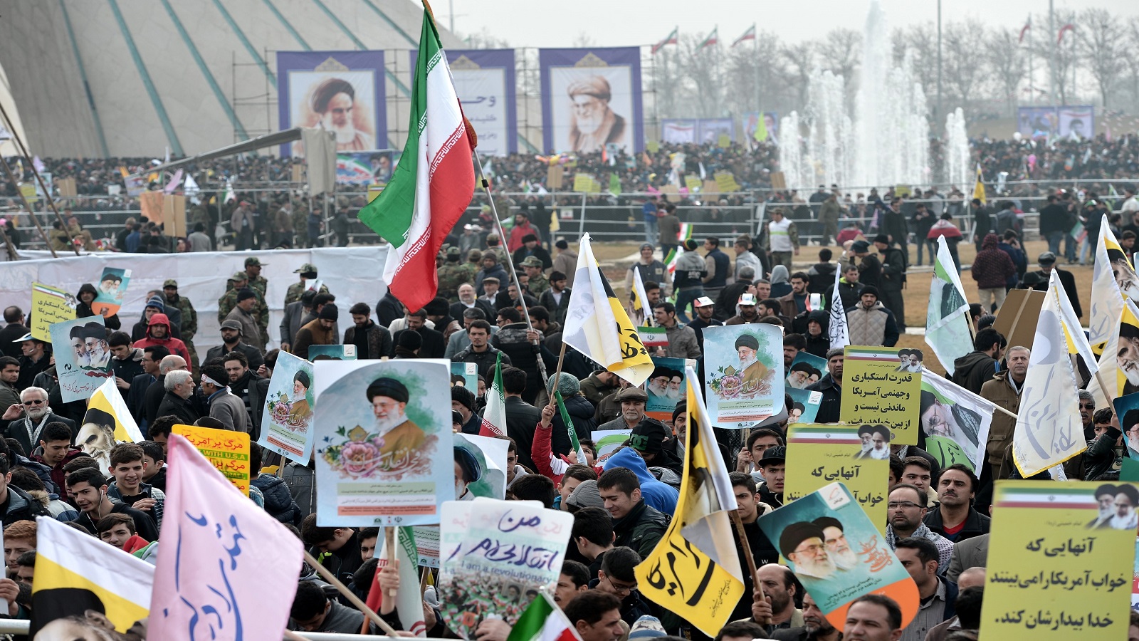 قوة إيران في وطنية الشعب الراسخة