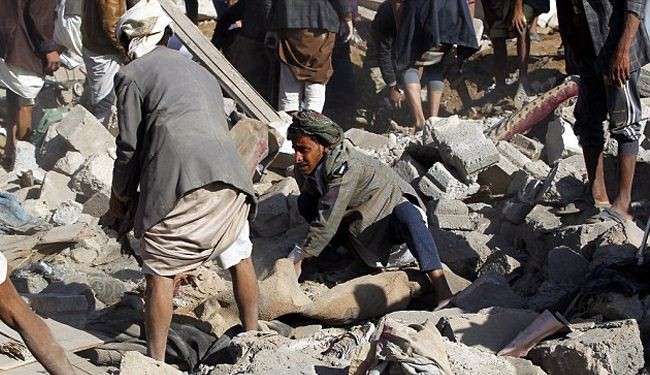12 شهيداً وجرحى في غارات متواصلة للعدوان السعودي على اليمن