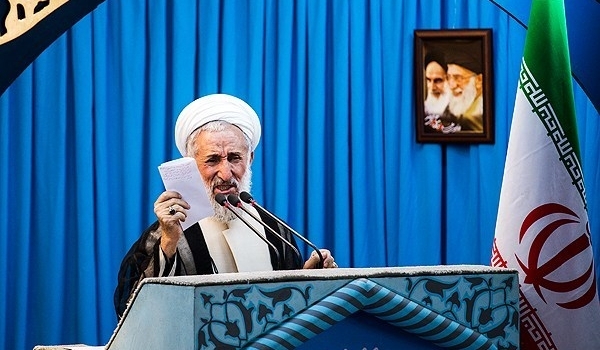 إمام جمعة طهران: إذا تآمرت أمريكا مجدداً ستتلقى صفعة أخرى من الشعب الإيراني