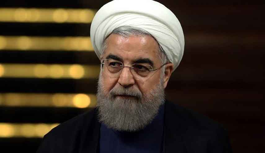 الرئيس روحاني يعزّي بوفاة اعضاء طاقم ناقلة النفط الايرانية