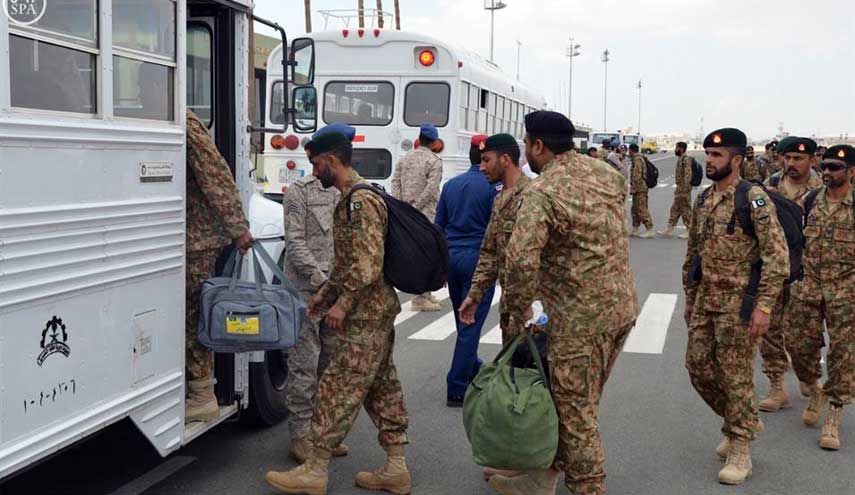 صحيفة: قوات باكستانية أنقذت 80 ضابطاً وجندياً سعودياً من أيدي القوات اليمنية.. فقتل منهم 11 عنصراً