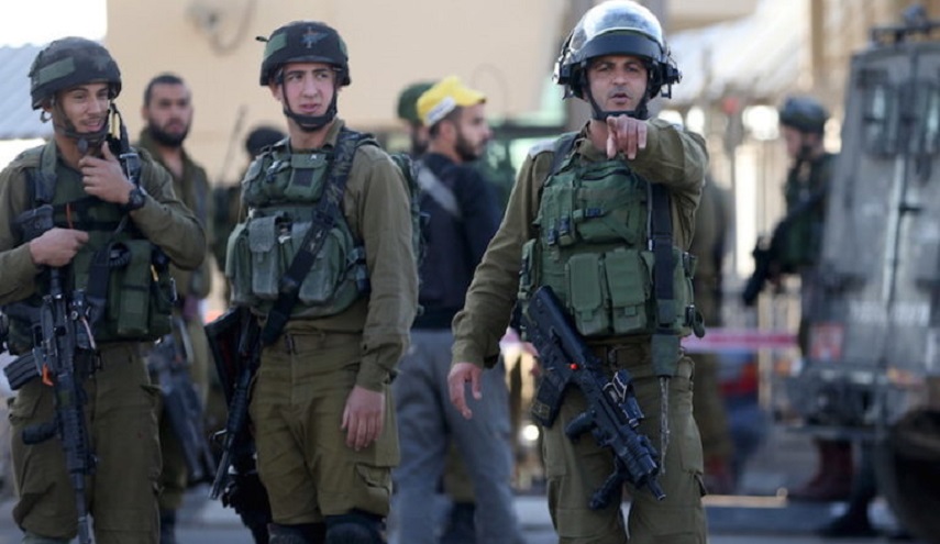 الاحتلال يعتقل 20 فلسطينياً من الضفة والقدس