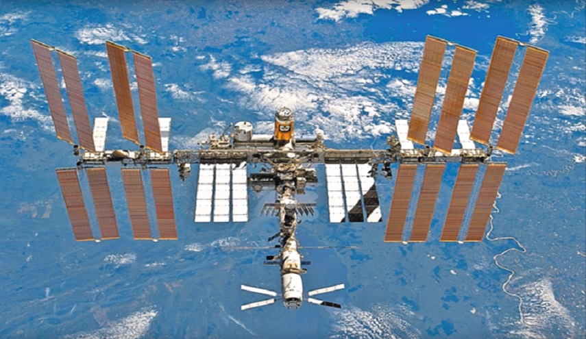 رواد الفضاء الروس سيقضون 6.5 ساعة في الفضاء المفتوح .... اليكم التفاصيل