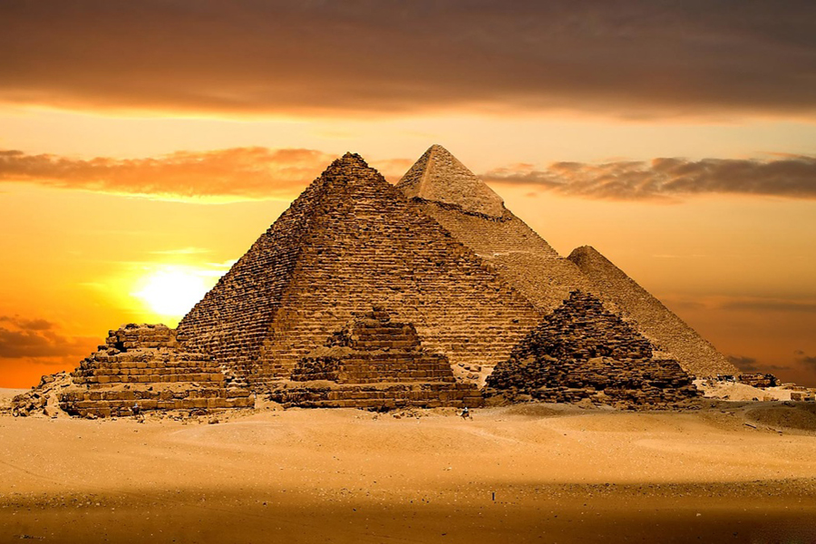 مصر واگذاری اداره منطقه باستانی اهرام ثلاثه را به امارات تکذیب کرد
