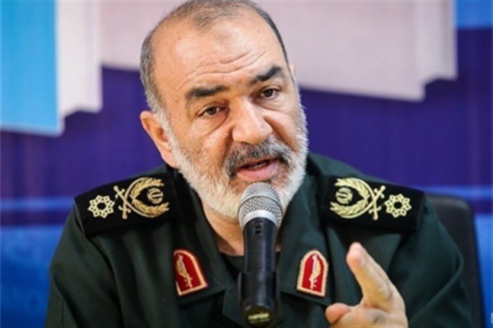 سردار سلامی: دشمن می خواهد ایران نماد و الگوی موفقیت ملل اسلامی نباشد 