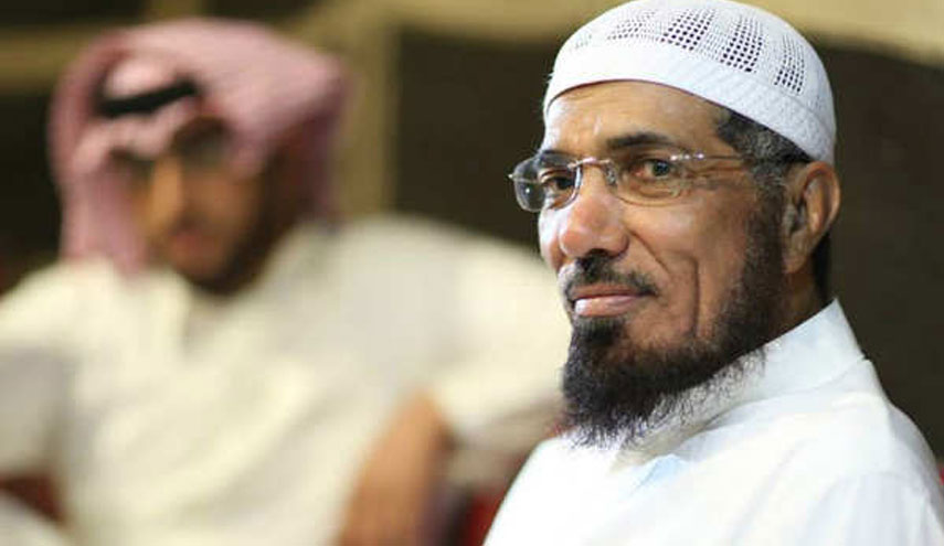 العودة يتصل مع ذويه لأول مرة منذ اعتقاله.. ونجله يعلق