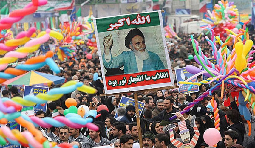  الشعب الايراني يواصل الاحتفال بالذكرى 39 لانتصار الثورة الإسلامية 