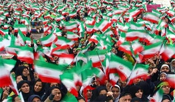 علماء "السنة" يدعون الشعب الايراني للمشاركة في مسيرات انتصار الثورة الاسلامية