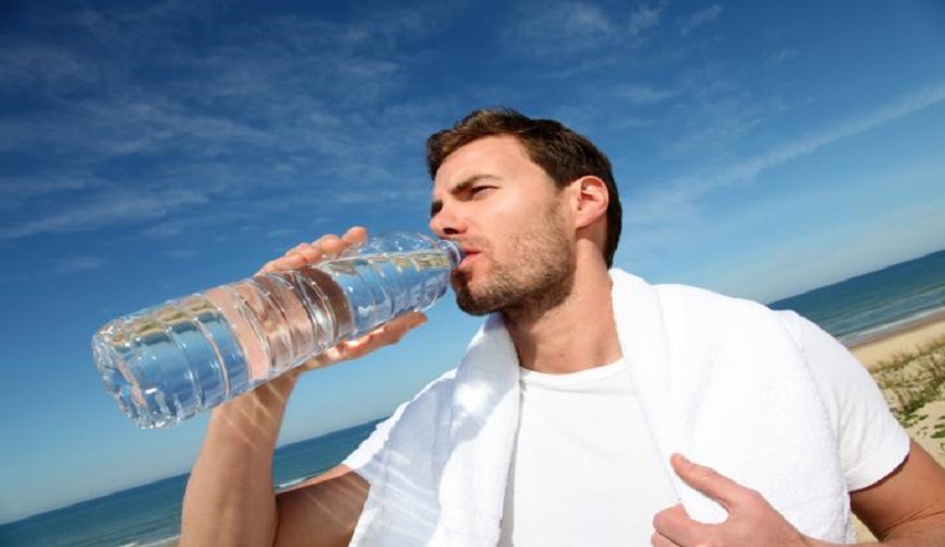  ما هي كمية الماء التي يجب أن تشربها يومياً؟
