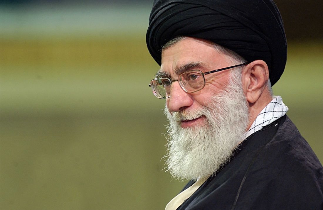 الإمام الخامنئي: حضور الشعب الايراني اليوم رد صارم على مؤامرات الأعداء