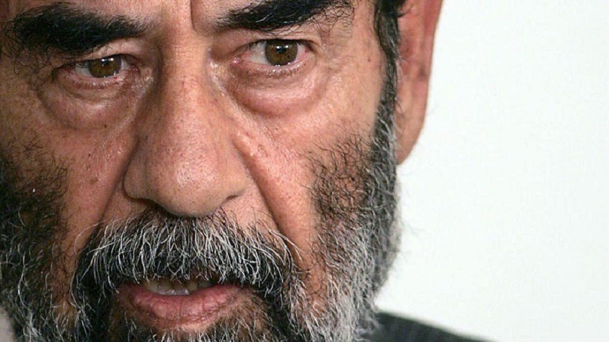 العراقيون يتخلصون من كابوس جديد قديم أسمه "صدام حسين"