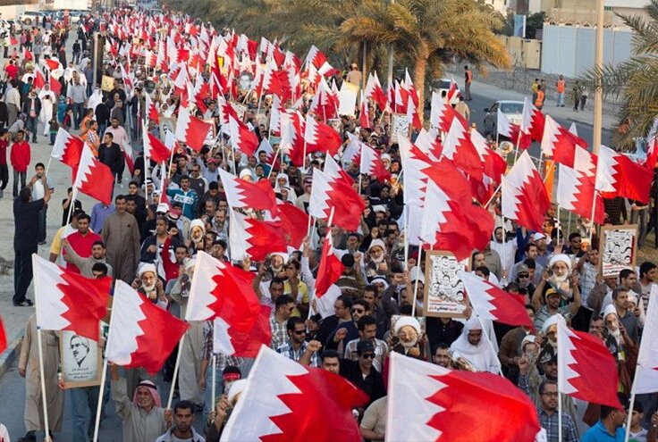 البحرينيون يواصلون تظاهراتهم في الذكرى الـ7 للثورة