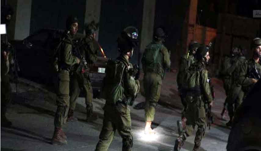 قوات الاحتلال تعتقل 16 فلسطينيا من الضفة الغربية