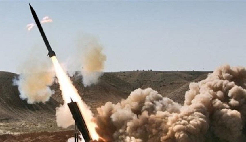 استهداف قيادة القوات الإماراتية في مدينة مأرب بصواريخ باليستية