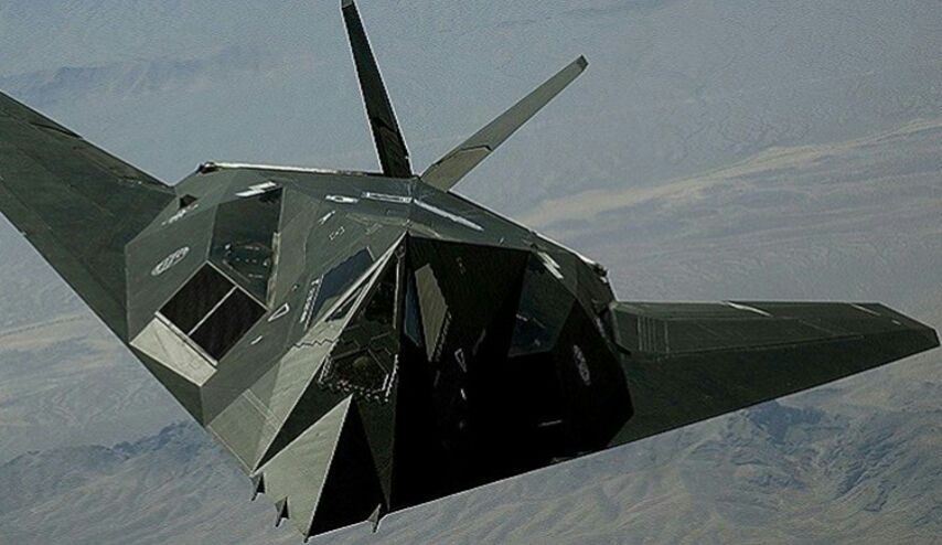 هآرتس: أسباب خطيرة وراء بدء روسيا باستخدام طائرة “الشبح” في سوريا