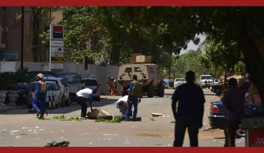 القاعدة تتبنى الهجوم على السفارة الفرنسية في عاصمة بوركينا فاسو