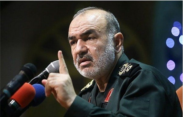 سردار سلامی:  مهار قدرت دفاعی ایران از کنترل هر کشوری خارج است
