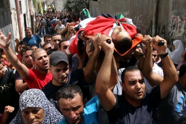 شهادت یک فلسطینی و زخمی شدن ۱۰ صهیونیست در هفته اول ماه مارس