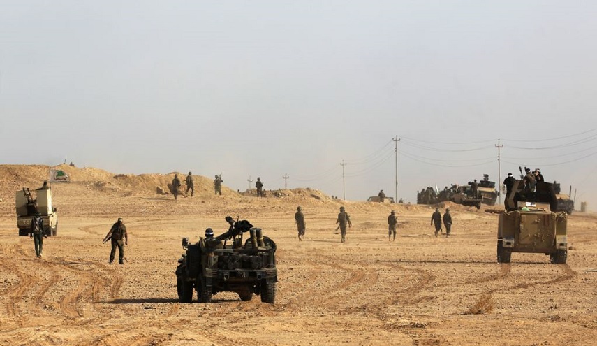 العراق يطلق عملية عسكرية واسعة في الصحراء باتجاه حدود سوريا والسعودية
