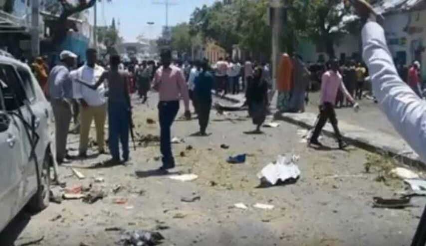 14 قتيلا على الأقل بتفجير سيارة مفخخة في عاصمة الصومال