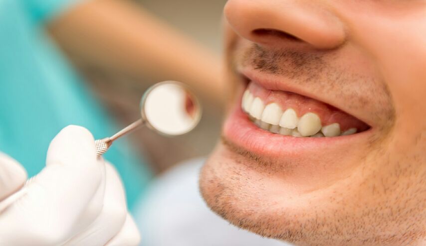 10 معلومات خاطئة عن صحة أسنانك