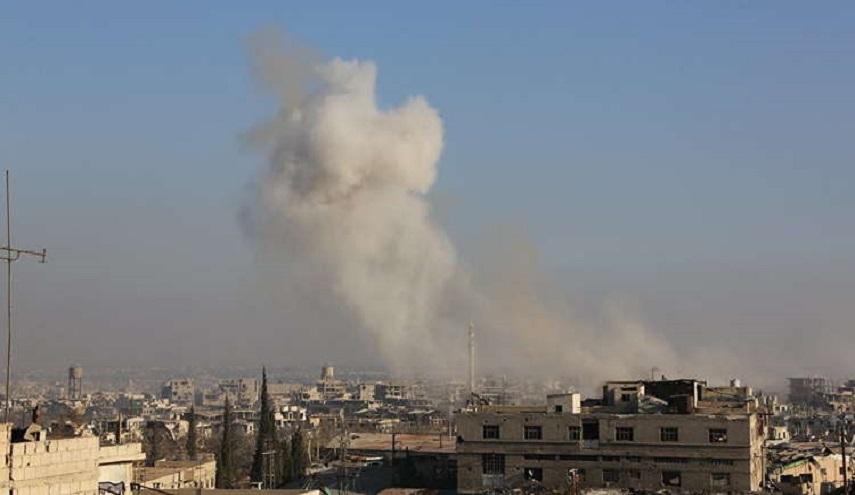 حميميم: مقتل وإصابة 85 مدنيا بقصف المسلحين أحياء سكنية في دمشق