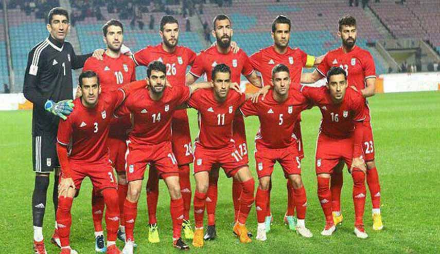 منتخب ايران لكرة القدم يفوز على نظيره الجزائري 2-1