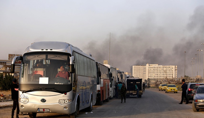  خروج 39 حافلة بمسلحي "جيش الإسلام" مع عائلاتهم إلى جرابلس 