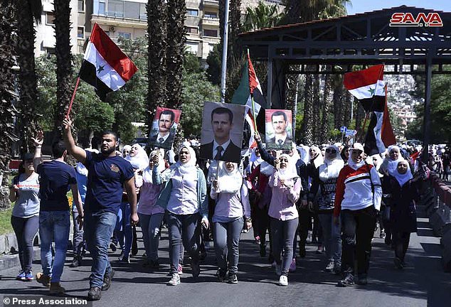 تصاویر راهپیمایی گسترده حمایت از ارتش و دولت سوریه در دمشق