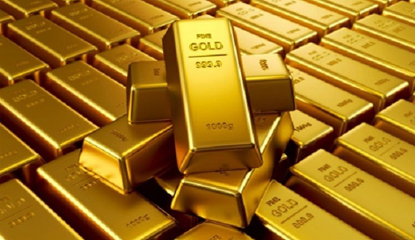 الذهب يلامس أقل مستوى في 5 سنوات