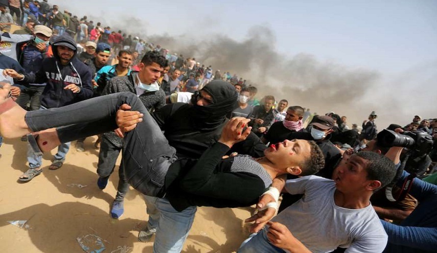  استشهاد 3 شبان فلسطينين واصابة 350 آخرين في جمعة الشباب الثائر 