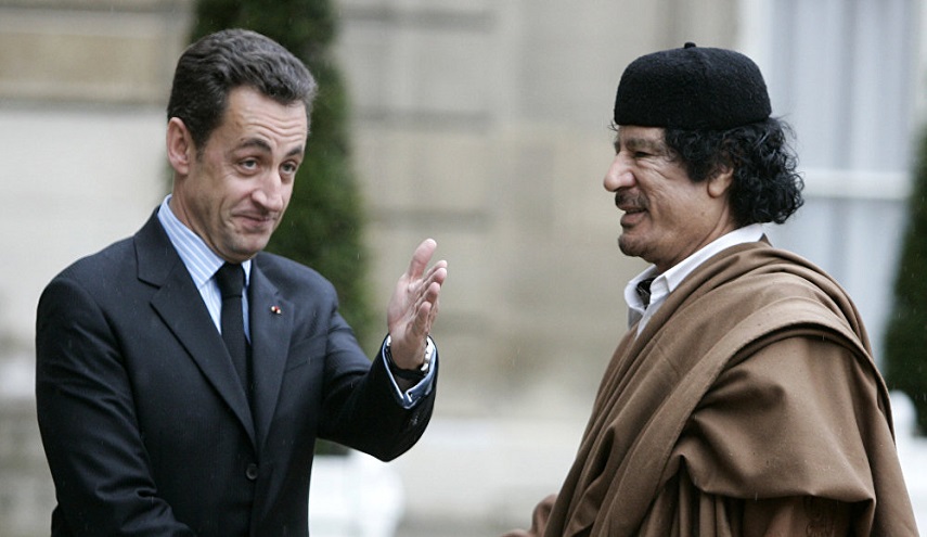 من دفاتر "الناتو" السرية... سبب "جنون" ساركوزي للحرب في ليبيا وقتل القذافي