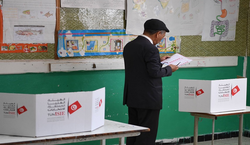 غلق مكاتب الإقتراع في اول انتخابات بلدية تجري في تونس