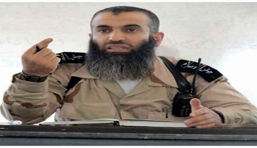القاضي الشرعي لـ"جيش الإسلام" الارهابي يحلق ذقنه فور وصوله إلى تركيا ... 