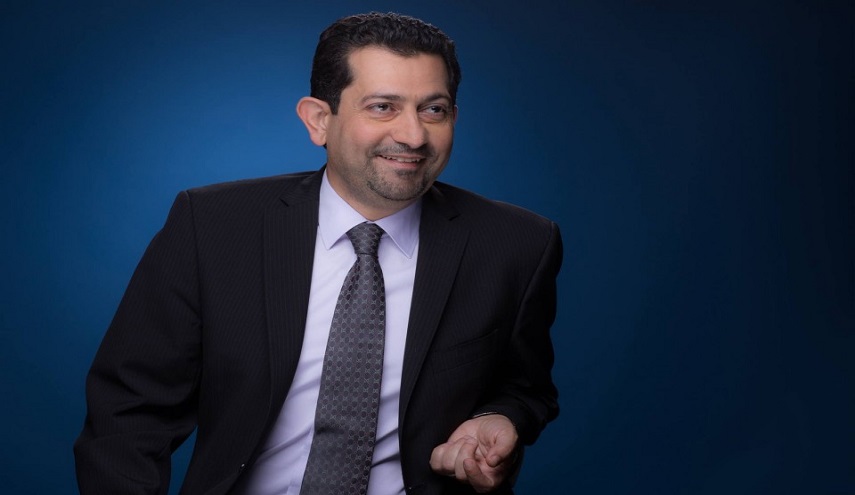 مدير عام قناة "الجزيرة" القطرية يستقيل من منصبه!