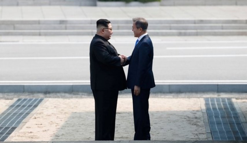 سيئول تأمل بعقد قمة ثلاثية بين الكوريتين والولايات المتحدة