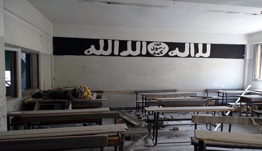 شاهد ماذا فعل الإرهابيون مدارس الحجر الأسود ومخيم اليرموك!