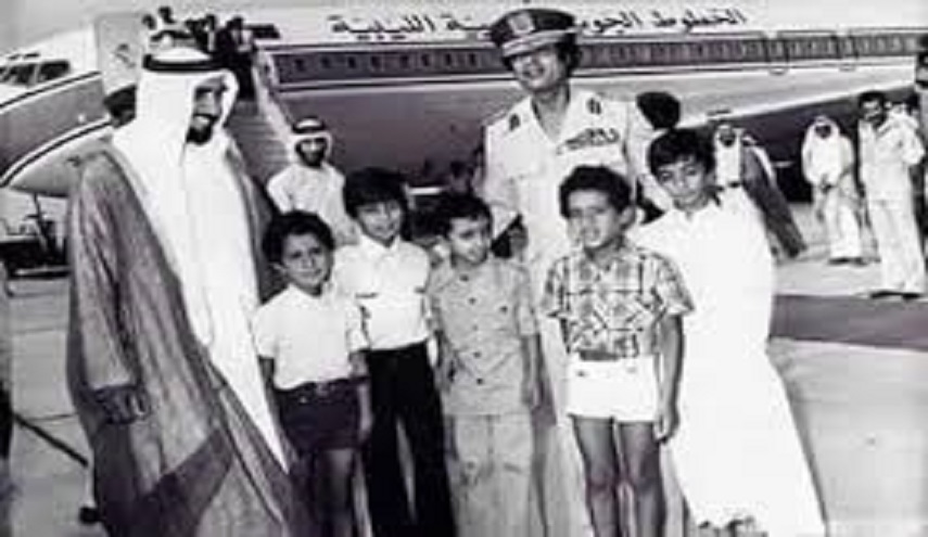 حقيقة تاريخية... القذافي يرسل طائرة لعلاج ابناء زايد  وهكذا كان رد الامارات للجميل!!